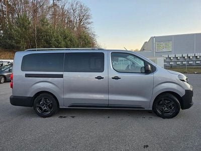 Second-hand Opel Vivaro 177 CP (130 kW) 2025 Gri Monovolum