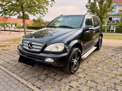 Gebraucht Mercedes ML270 Edition 163 PS (119 kW) 2004 Schwarz SUV