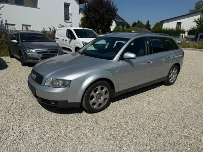 Gebraucht Audi A4 102 PS (75 kW) 2002 Silber Kombi