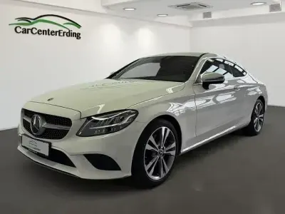 Second-hand Mercedes C300 AMG 245 CP (180 kW) 2023 Alb Coupe