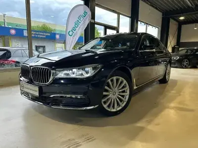 Occasion BMW 740 Sport Line 320 ch (235 kW) 2016 Bleue Berline