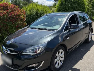 Gebraucht Opel Astra Eco 136 PS (100 kW) 2014 Schwarz Kombi