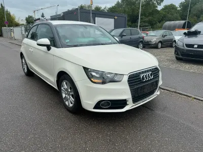 Gebraucht Audi A1 122 PS (89 kW) 2011 Weiß Kleinwagen