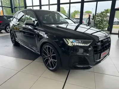 Gebraucht Audi SQ7 Ambiente 700 PS (514 kW) 2022 Schwarz SUV