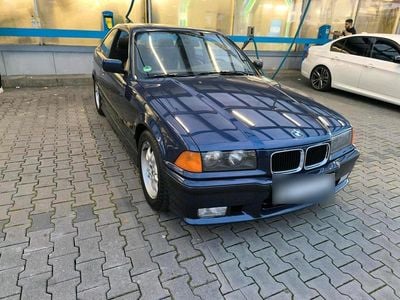 Gebraucht BMW 323 M Sport 170 PS (125 kW) 1996 Blau Coupé