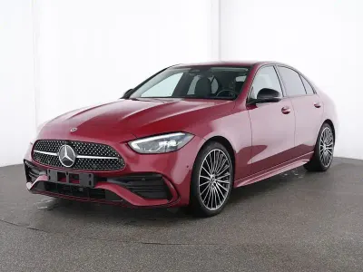Gebraucht Mercedes C180 AMG 170 PS (125 kW) 2025 Rot Limousine