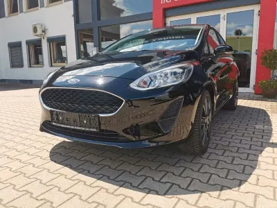 Gebraucht Ford Fiesta Cool & Connect 75 PS (55 kW) 2021 Schwarz Kleinwagen