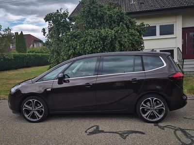 Usata Opel Zafira 165 CV (121 kW) 2014 Marrone Monovolume