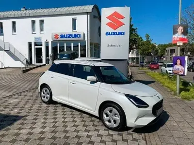 Neu Suzuki Swift Comfort 83 PS (61 kW) 2026 Pure white pearl Kleinwagen