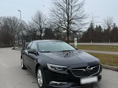 Gebraucht Opel Insignia Sport 170 PS (125 kW) 2017 Schwarz Limousine