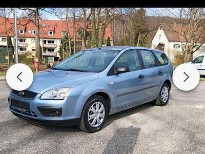 Blau Gebraucht 2005 Ford Focus Trend Kombi | 1.100 € (Guter Preis)
