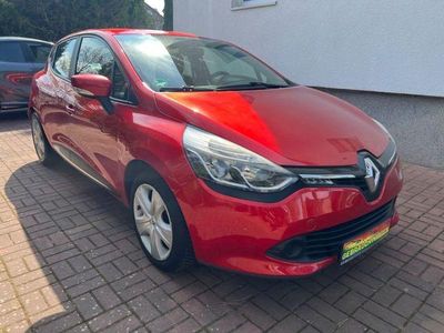 Usata Renault Clio IV Dynamique 73 CV (53 kW) 2014 Rosso Utilitaria