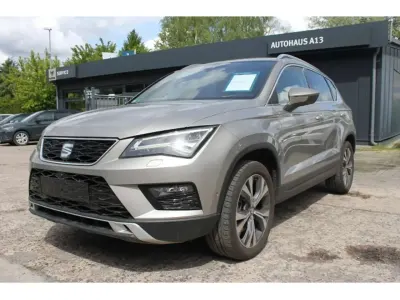 Usado Seat Ateca 4Drive 150 CV (110 kW) 2018 Beige SUV