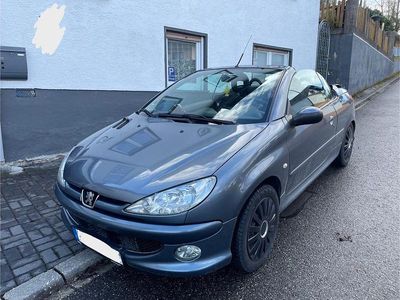 Grau Gebraucht 2006 Peugeot 206 CC Filou Cabrio | 800 € (Guter Preis)