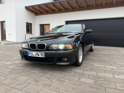 BMW 525