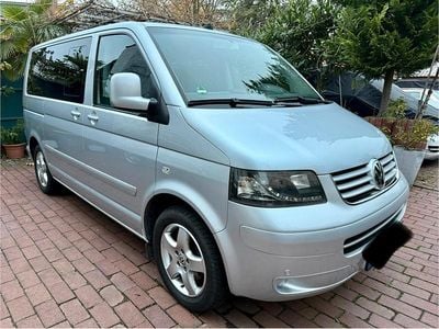 Silber Gebraucht 2005 VW T5 Van | 9.999 € (Teuer)