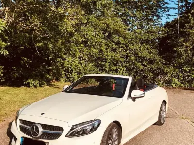 Gebraucht Mercedes C300 AMG line 245 PS (180 kW) 2017 Weiß Cabrio
