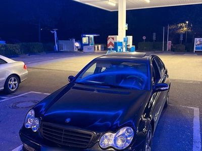 Second-hand Mercedes C200 AMG 168 CP (123 kW) 2002 Negru Berlinǎ
