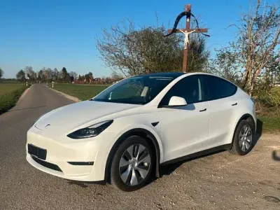 Usata Tesla Model Y 378 kW (514 CV) 2022 Bianco SUV