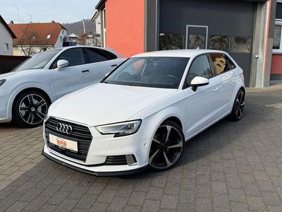 Gebraucht Audi A3 Sport 150 PS (110 kW) 2017 Ibisweiss Limousine