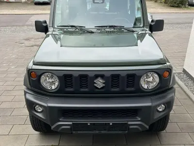 Gebraucht Suzuki Jimny Comfort+ 102 PS (75 kW) 2023 Grün SUV