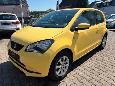 Gebraucht Seat Mii Chic 75 PS (55 kW) 2016 Gelb Kleinwagen