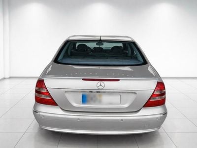 Gebraucht Mercedes E320 224 PS (164 kW) 2003 Silber Limousine