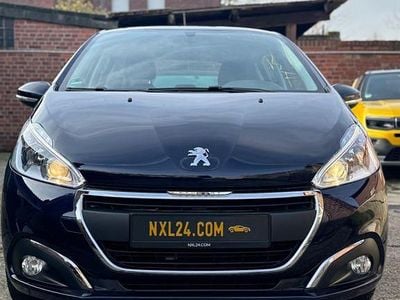 Gebraucht Peugeot 208 Active 83 PS (61 kW) 2019 Blau Kleinwagen