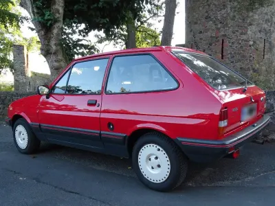 Gebraucht Ford Fiesta S 49 PS (36 kW) 1987 Rot Kleinwagen
