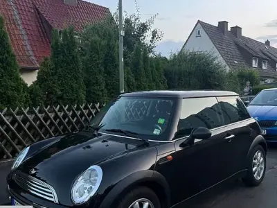 Gebraucht Mini ONE 90 PS (66 kW) 2003 Schwarz Kleinwagen