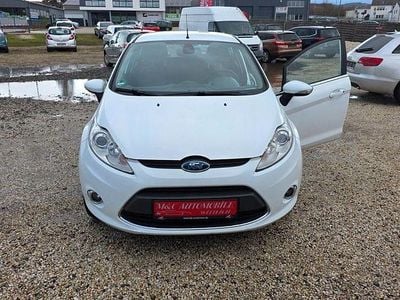 Gebraucht Ford Fiesta Titanium 82 PS (60 kW) 2009 Weiß Kleinwagen