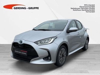 gebraucht Toyota Yaris Hybrid 1.5 VVT-i Team Deutschland