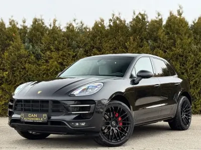 Gebraucht Porsche Macan Turbo Chrono 400 PS (294 kW) 2015 Schwarz SUV