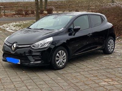 Schwarz Gebraucht 2016 Renault Clio IV LIMITED Limousine | 7.100 € (Guter Preis)