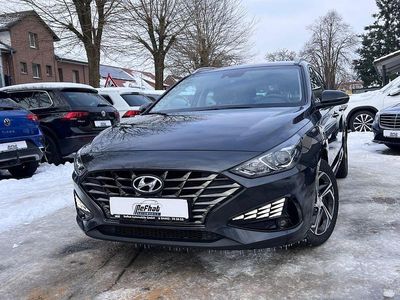Grau Gebraucht 2022 Hyundai i30 Edition 30 Kombi | 10.500 € (Guter Preis)