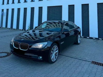 Gebraucht BMW 740 326 PS (239 kW) 2010 Schwarz Limousine