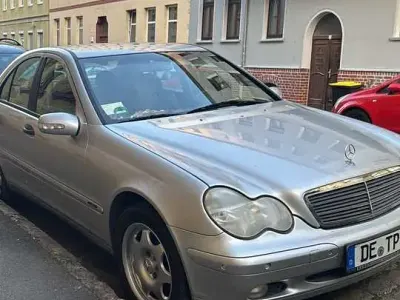 Gebraucht Mercedes C180 Classic 143 PS (105 kW) 2004 Limousine