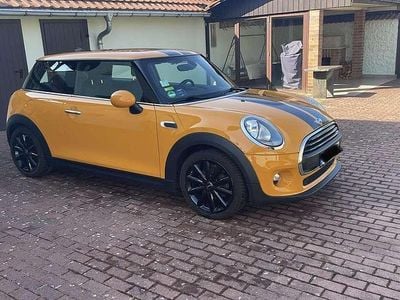 Usado Mini ONE 102 HP (75 kW) 2017 Laranja Citadino