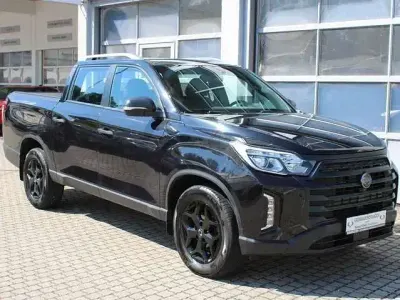 Gebraucht SsangYong Musso 203 PS (149 kW) 2023 Space black m. Pickup