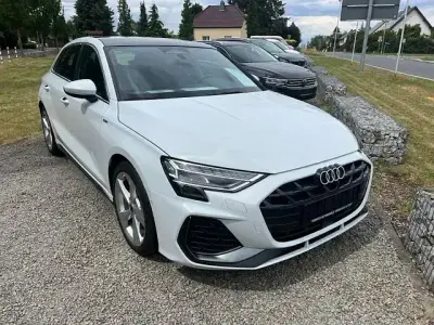 Gebraucht Audi A3 Sportback e-tron S-Line 150 PS (110 kW) 2025 Weiß Kleinwagen