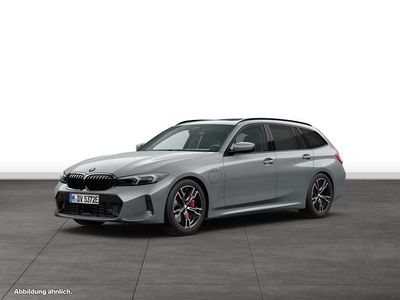 Gebraucht BMW 330e Comfort Edition 292 PS (214 kW) 2025 Kombi