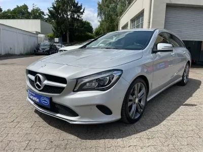 Gebraucht Mercedes CLA180 Shooting Brake Urban 122 PS (89 kW) 2017 Silber Kombi
