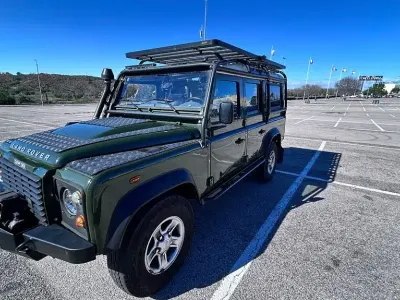 Gebraucht Land Rover Defender 122 PS (89 kW) 2007 Grün Kombi