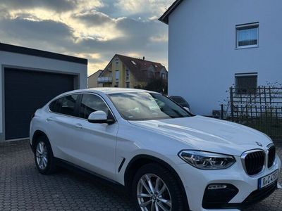 gebraucht BMW X4 xDrive20d PANO/HEAD UP/COMF.ZG./AHK/8FACH