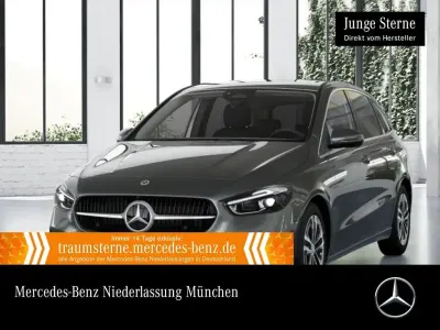 Gebraucht Mercedes B200 Advanced 150 PS (110 kW) 2025 Grau Van / Kleinbus