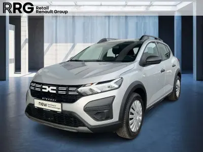 Usata Dacia Sandero Essentiel 101 CV (74 kW) 2024 Grigio Berlina