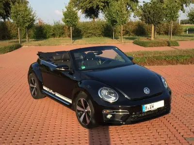 Gebraucht VW Beetle Sportline 150 PS (110 kW) 2015 Schwarz Kleinwagen