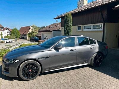 Gebraucht Jaguar XE 180 PS (132 kW) 2016 Grau Limousine