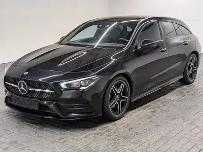 Gebraucht Mercedes CLA200 Shooting Brake AMG line 150 PS (110 kW) 2020 Kosmosschwarzmet. Kombi