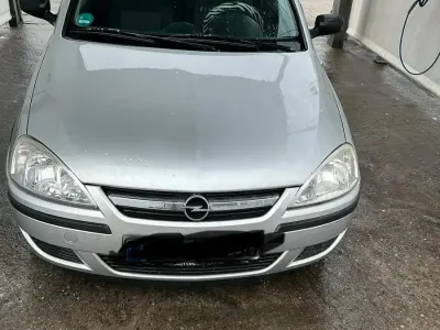 Gebraucht Opel Corsa 55 PS (40 kW) 2005 Silber Kleinwagen